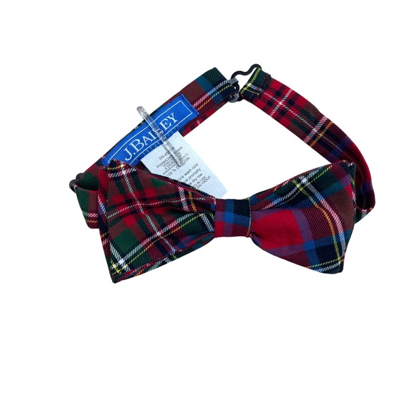 J.BAILEY Kids Plaid Bow Tie Adjustable Red Green Blue Christmas Holiday - Picture 6 of 6